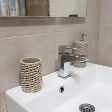 Ibis Lux Milmari N51 Panorama