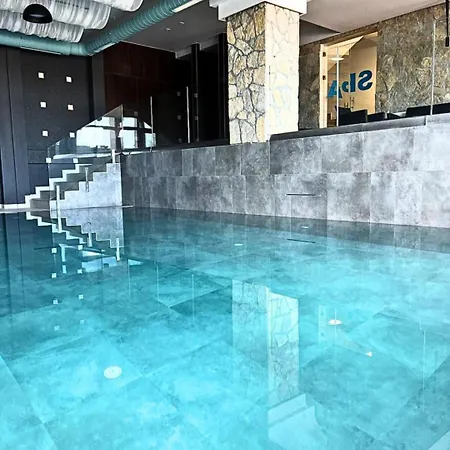 Ibis Lux Milmari N51 Panorama Apartament