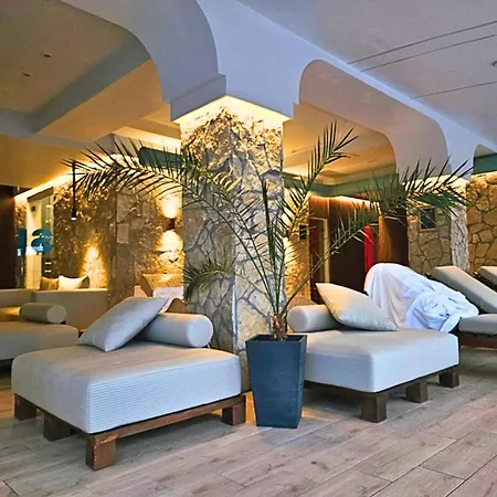 Ibis Lux Milmari N51 Panorama