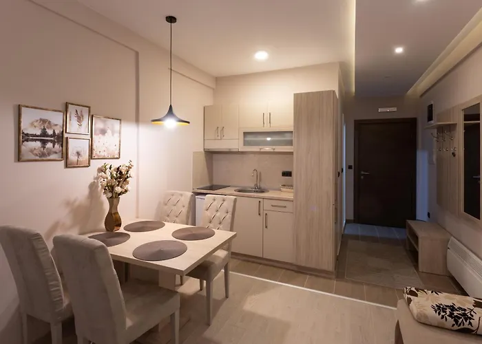 Ibis Lux Milmari N51 Panorama Apartamento *