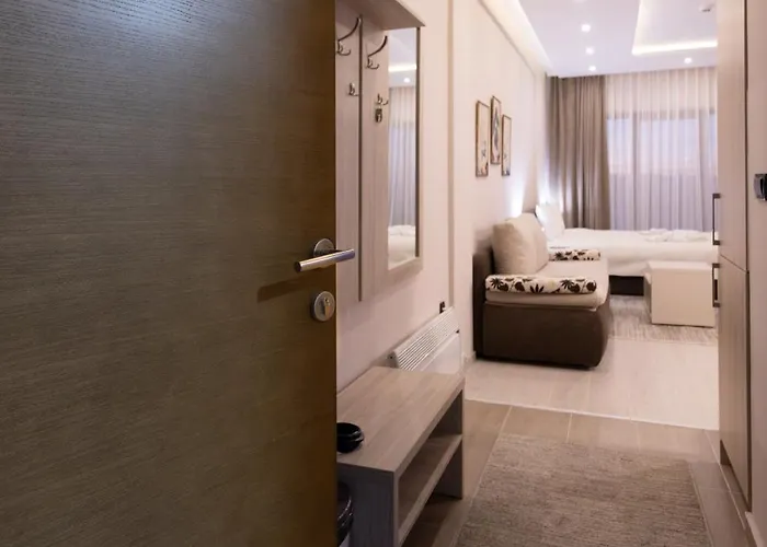 Ibis Lux Milmari N51 Panorama Apartamento *